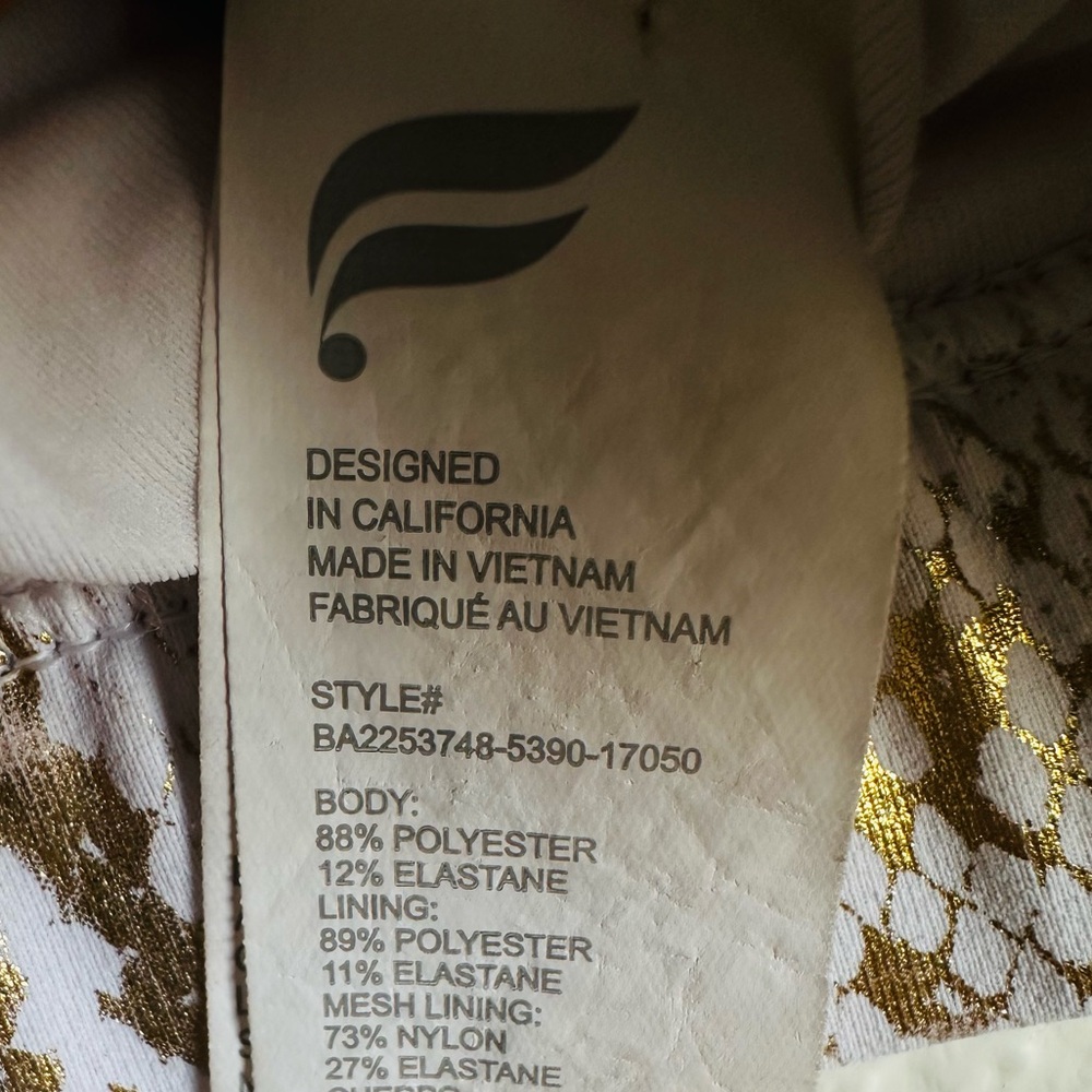 Fabletics Sports Bra - Picture 8 of 9